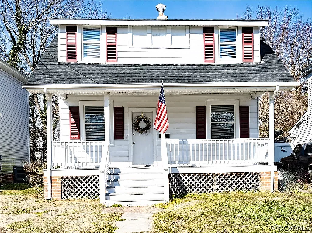 3 bed, 1.5 bath, 1267 sqft, $2,014 — Photo 1