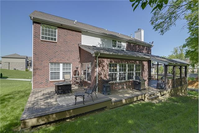 2nd image of 2112 Oaksprings Pl