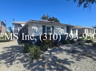 1 Bedroom Downstairs Apartment w/ (Shared) Garage Parking, Los Angeles, CA 90045