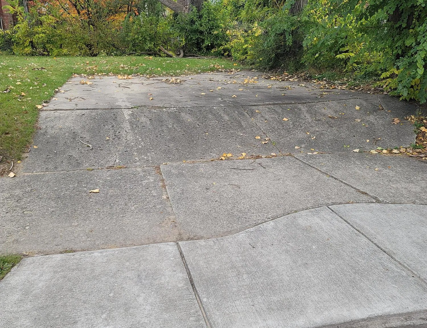 2 bed, 900 sqft, $1,050 — Photo 3