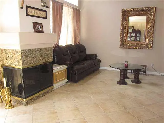 9447 Questa Pointe — Photo 12
