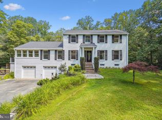 11636 Henderson Rd, Clifton, VA 20124