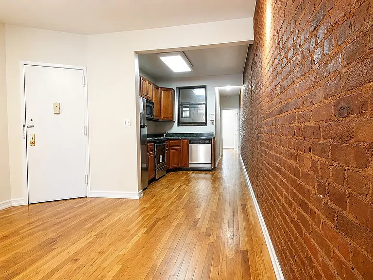 786 Amsterdam Ave #3N — Photo 5