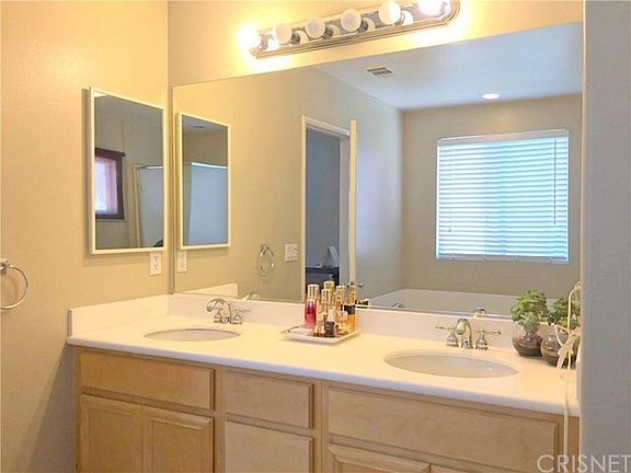 2nd image of 9427 Lemona Ave Unit 30