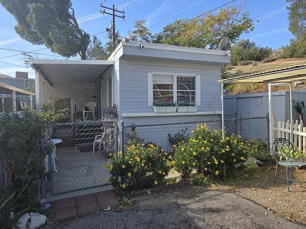 224 Cypress Ln Space I, Wofford Heights, CA 93285