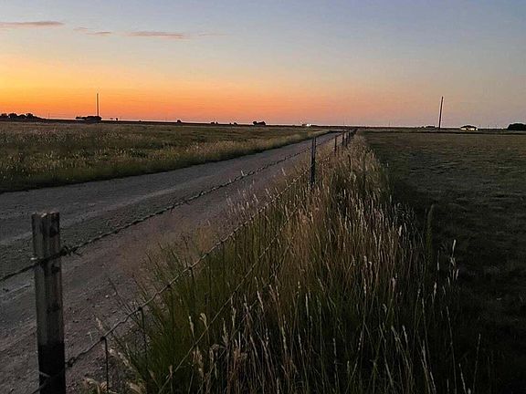 5th image of 1 County Road M