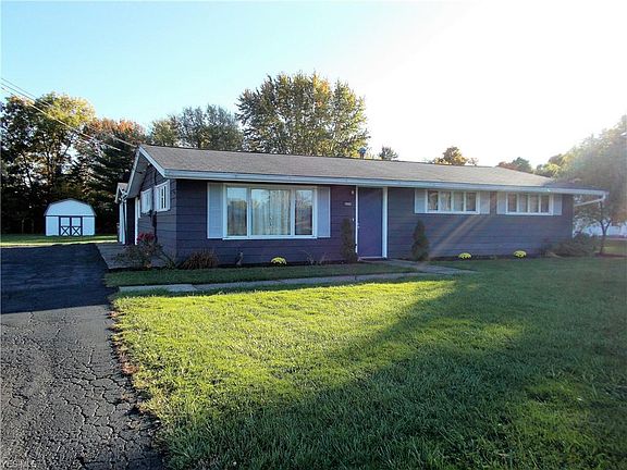 2nd image of 1440 Evergreen Dr