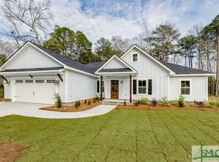 104 Barnwell Ave, Rincon, GA 31326