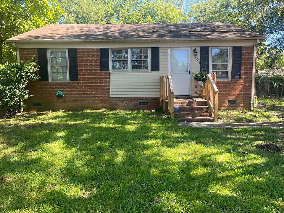 1st image of 104 Eden Cir