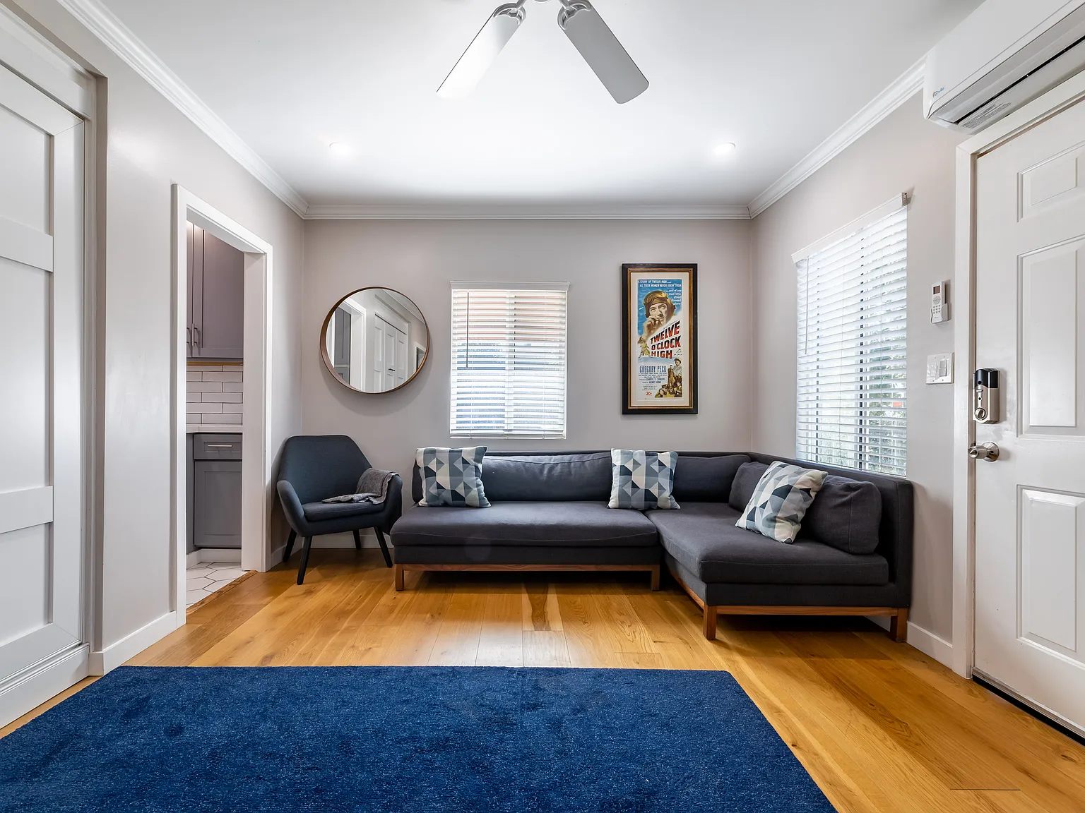 10943 Hesby St — Photo 1