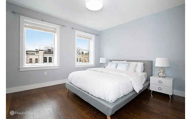 Sold by Douglas Elliman | media 14