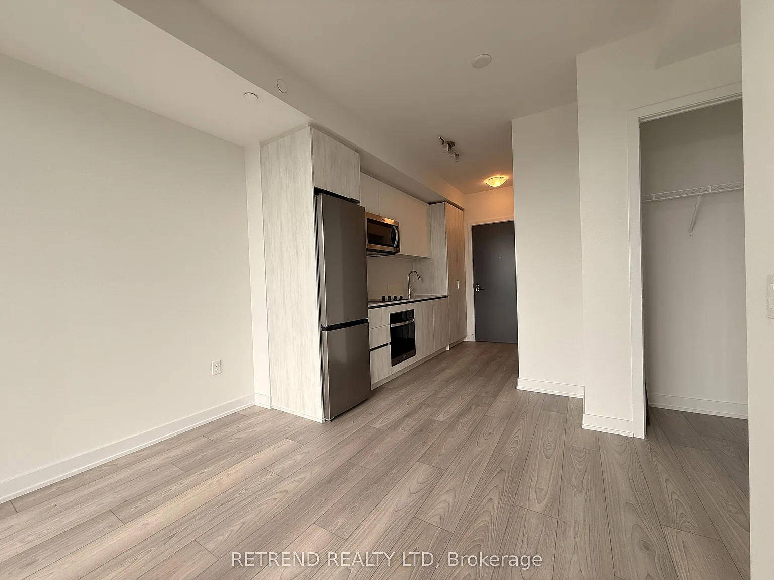 1 bed, $2,200 — Photo 3
