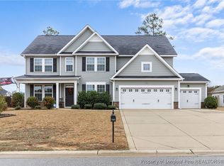 3939 Standardbred Dr, Hope Mills, NC 28348