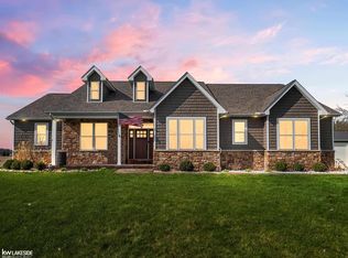 22391 McPhall Rd, Armada, MI 48005