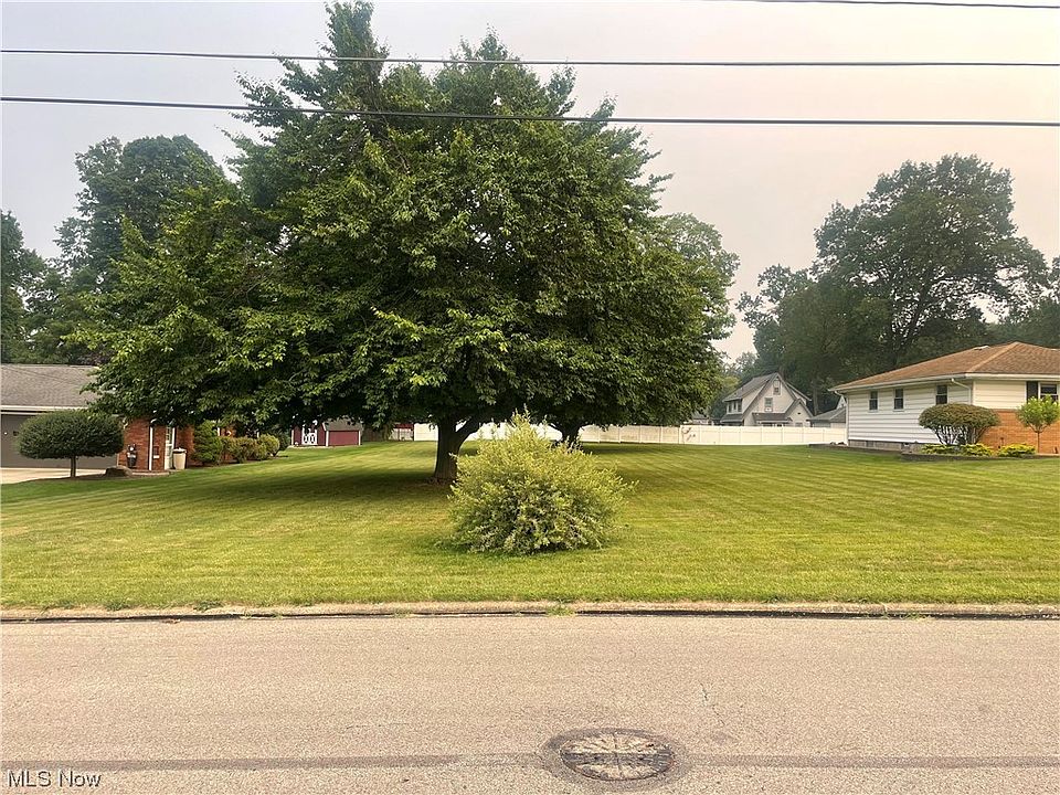 2nd image of Country Ln