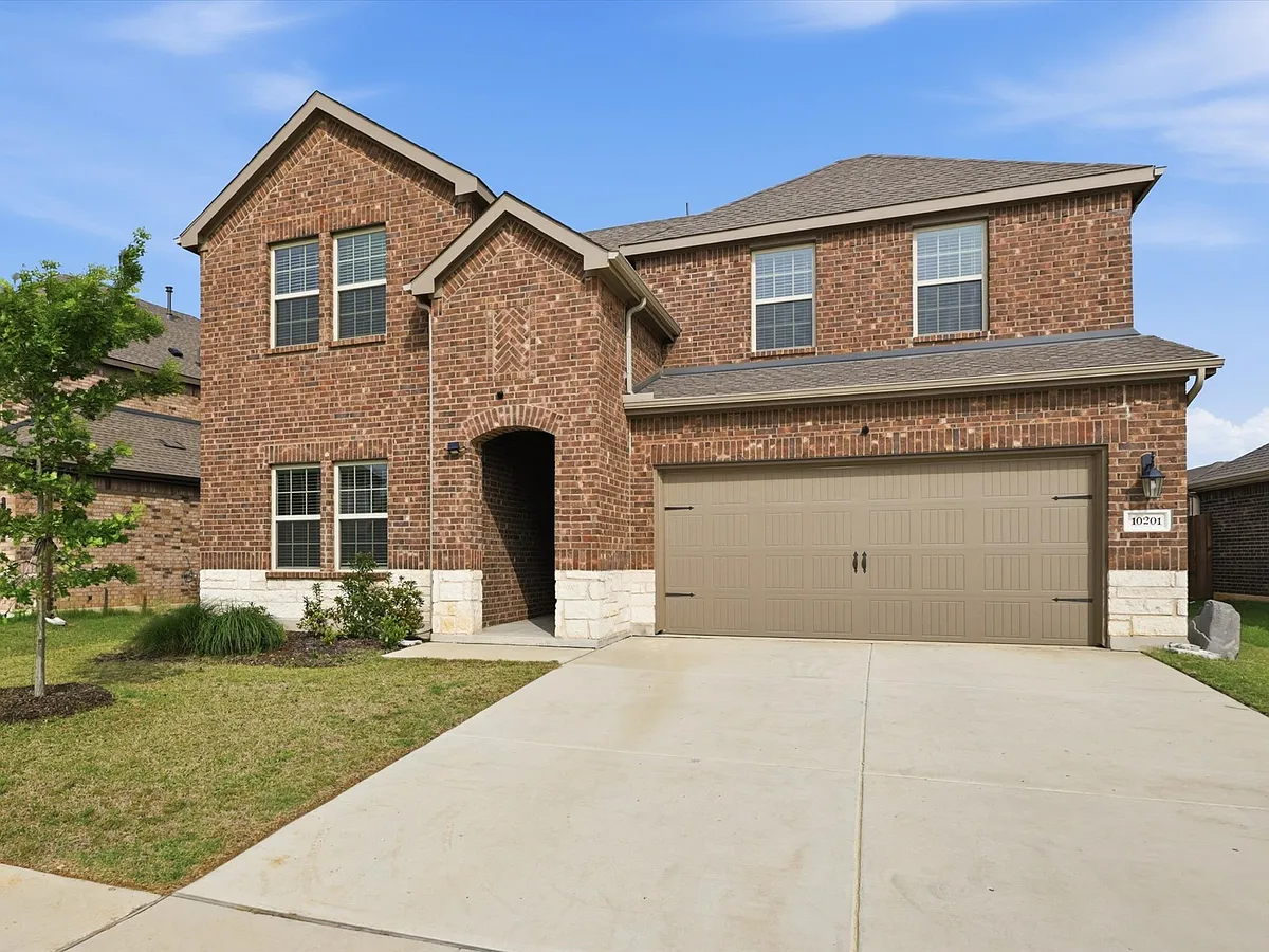 Building Photo - 10201 Sunnyview Ln