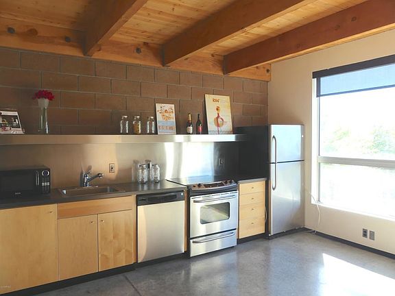 Modern Loft Style Kitchen