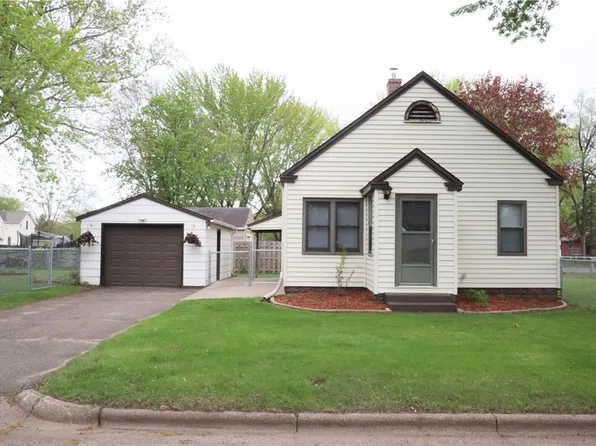1122 St. Paul Street, Chippewa Falls, WI 54729