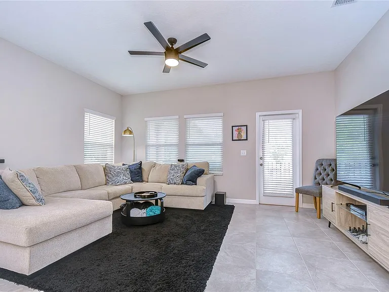 4609 Tuscan Loon Dr — Photo 3