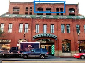 1080 Wisconsin Ave NW