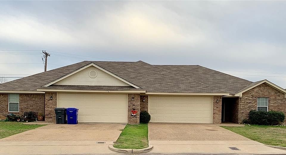 2nd image of 10144 Orchid Ln