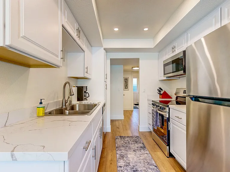 PURE Property Management Presents: El Prado Apartments — Photo 22