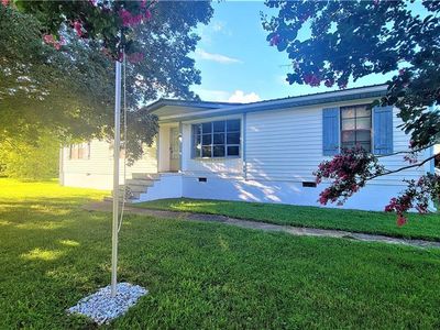 937 Old Highway 21, State Road, NC, 28676