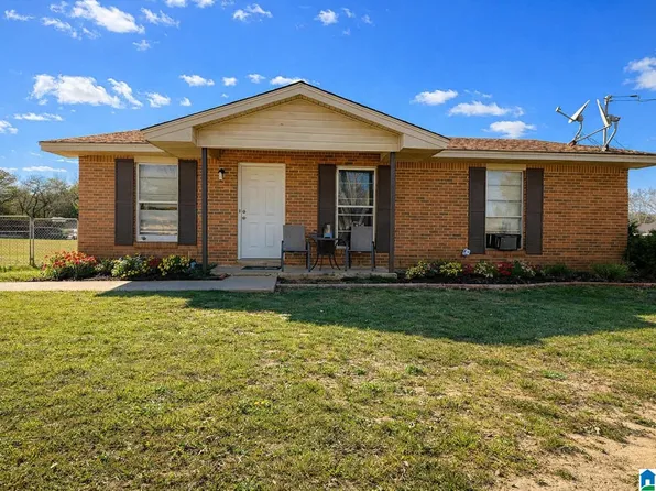100 Andrew St, Clanton, AL 35045