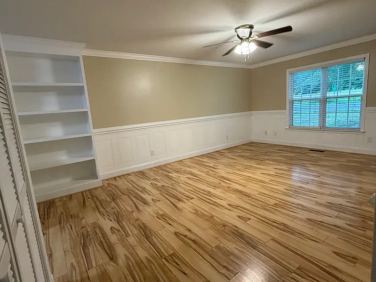 279 Rainey Rd — Photo 8