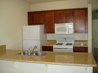 1569 S East Ave APT 9, Reedley, CA 93654