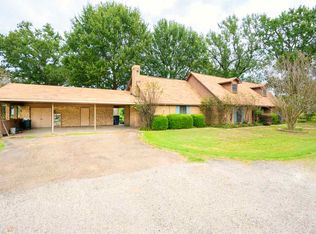 29 County Road 1035, Mount Pleasant, TX 75455