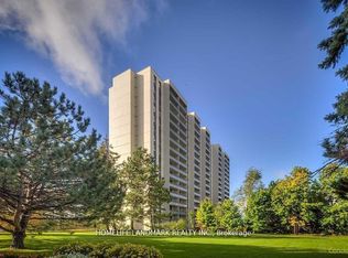 260 Seneca Hill Dr #811, Toronto, ON M2J 4S6