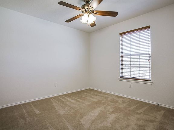 5th image of 10902 Almond Wood