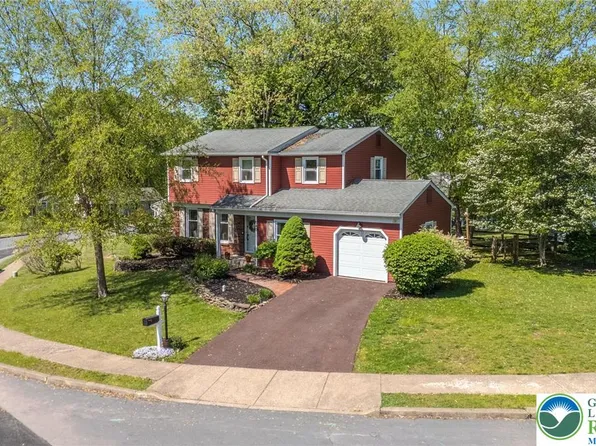 540 Pioneer Cir, Harleysville, PA 19438