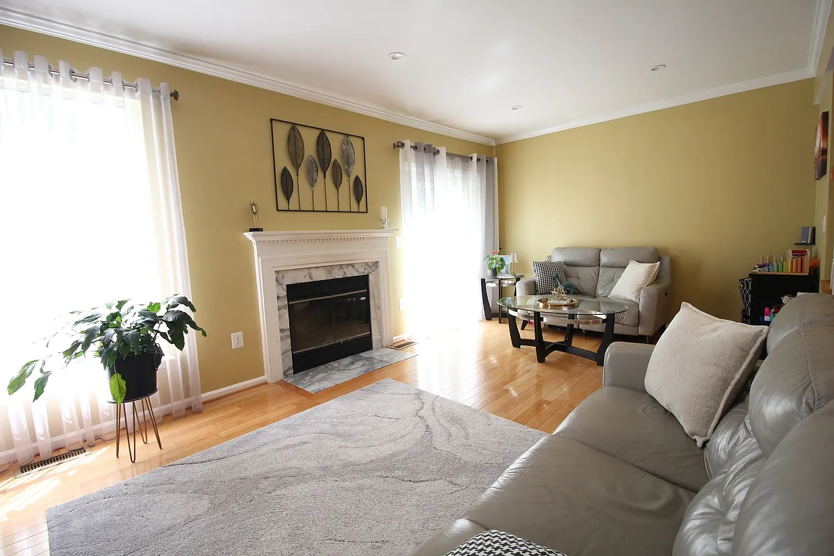 Building Photo - 173 Sulgrave Ct