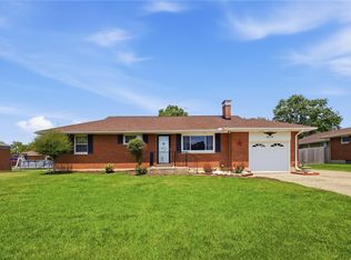819 Waldrun Ave, Dayton, OH 45404