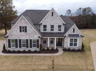 6904 W Sunrise Loop, Olive Branch, MS 38654