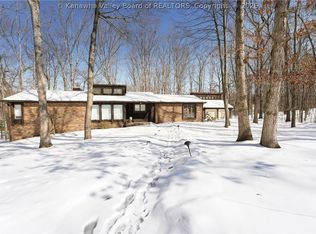 1 Pheasant Ln, Beckley, WV 25801