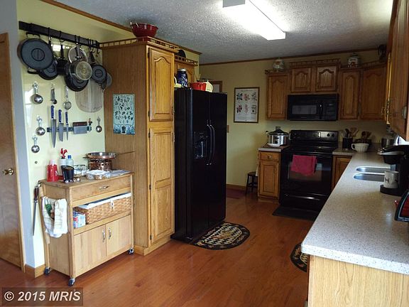 4th image of 42 Klotz Farm Dr