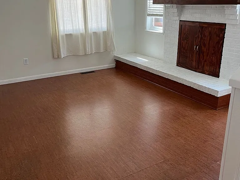 332 S Carr Ave W — Photo 29