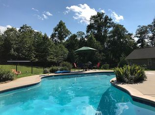 487 Cobblestone Dr, Inman, SC 29349