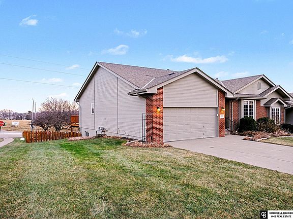 4th image of 11533 Lakeview Dr
