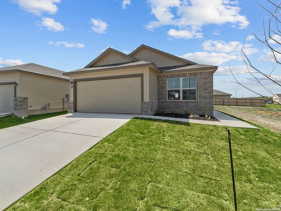 3rd image of 6114 Quiet Oak Place