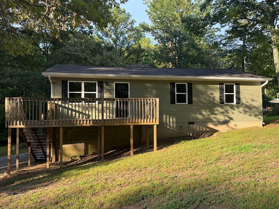 1st image of 226 Pine Hill Rd