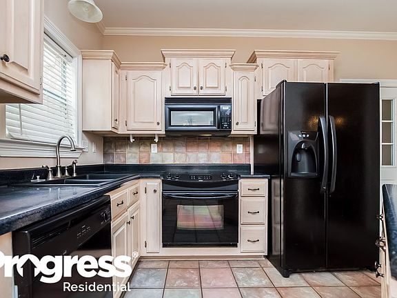 4th image of 2653 Mariah Ln