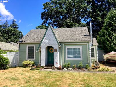 38 NW Lakeside Dr, Cascade Locks, OR, 97014