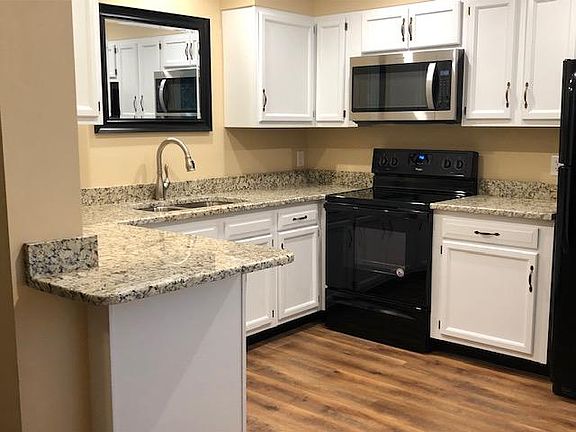 5th image of 333 Merino St Unit A