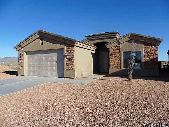 1st image of 3711 E Angelina Dr