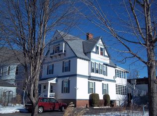 17 Hazel St, Manchester, NH 03104
