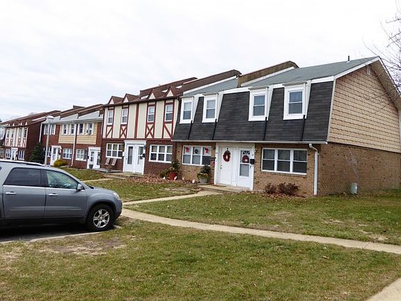 4th image of 125 Briar Mills Dr